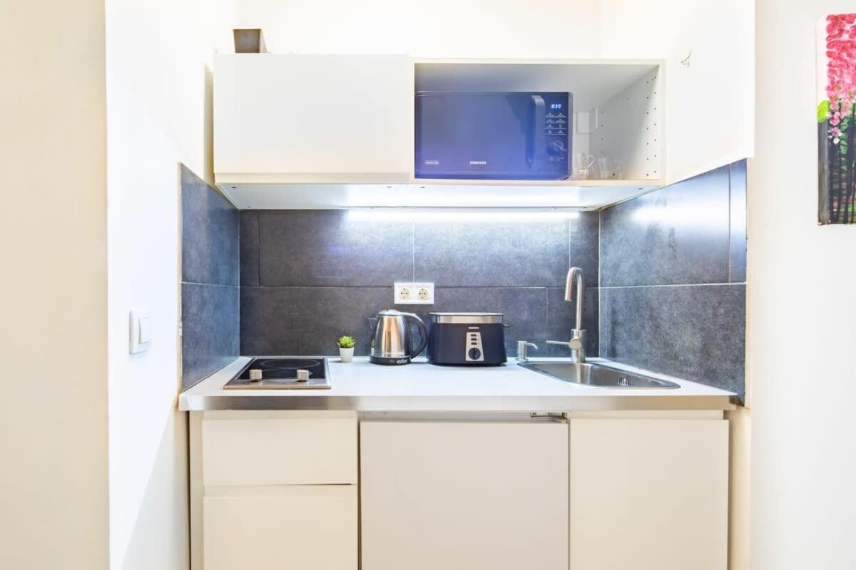 Central Room For Solo Traveller Budapest Luaran gambar