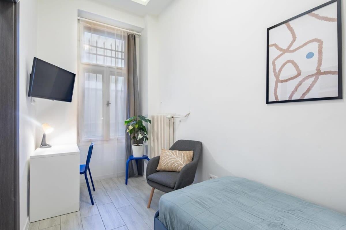 Central Room For Solo Traveller Budapest Luaran gambar
