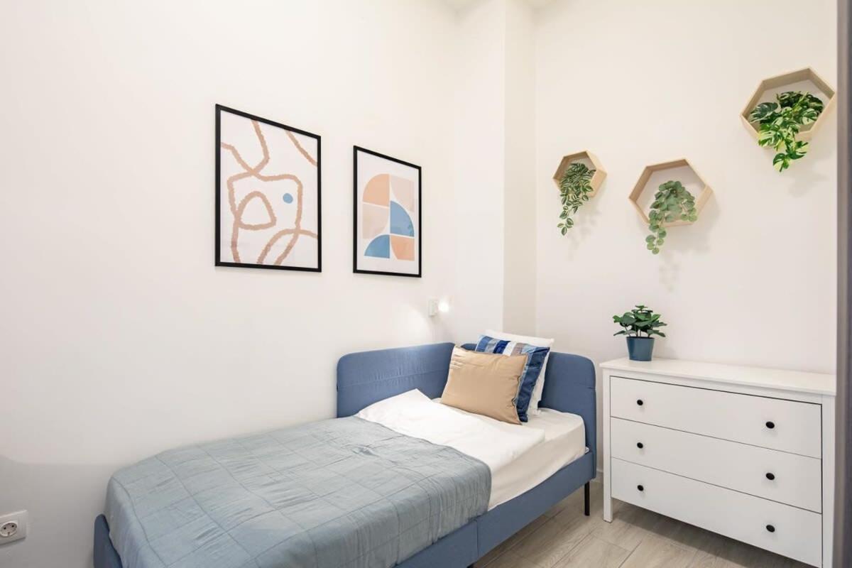 Central Room For Solo Traveller Budapest Luaran gambar