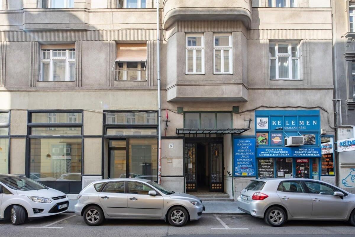 Central Room For Solo Traveller Budapest Luaran gambar